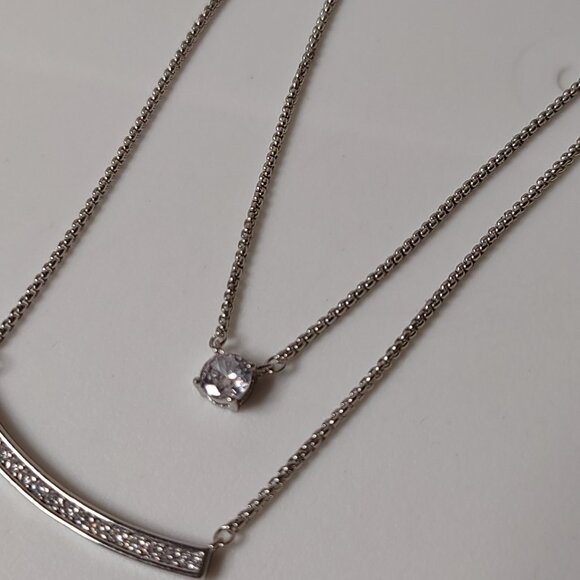 17.5 Inch 2 Layer Silver Tone JNY Necklace - Picture 6 of 11